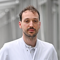 Dr. med. Dimitrios Karachalios